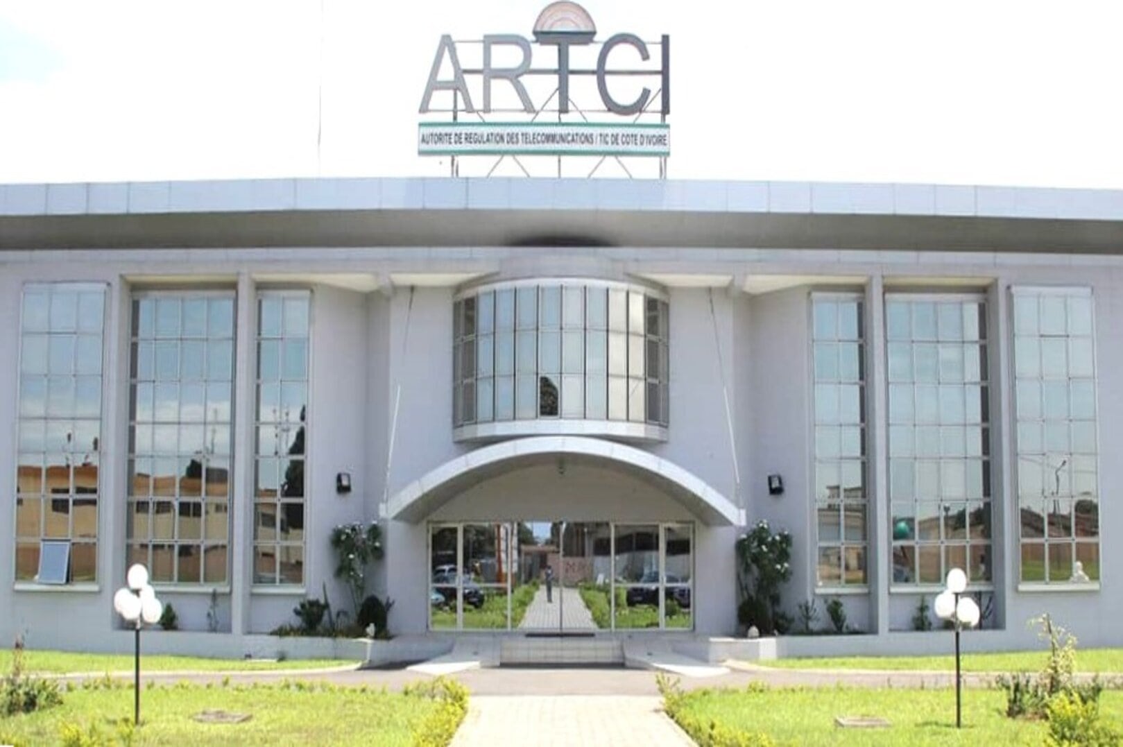 New Regulations on Telecommunications Services by ARTCI Effective from September 16, 2024